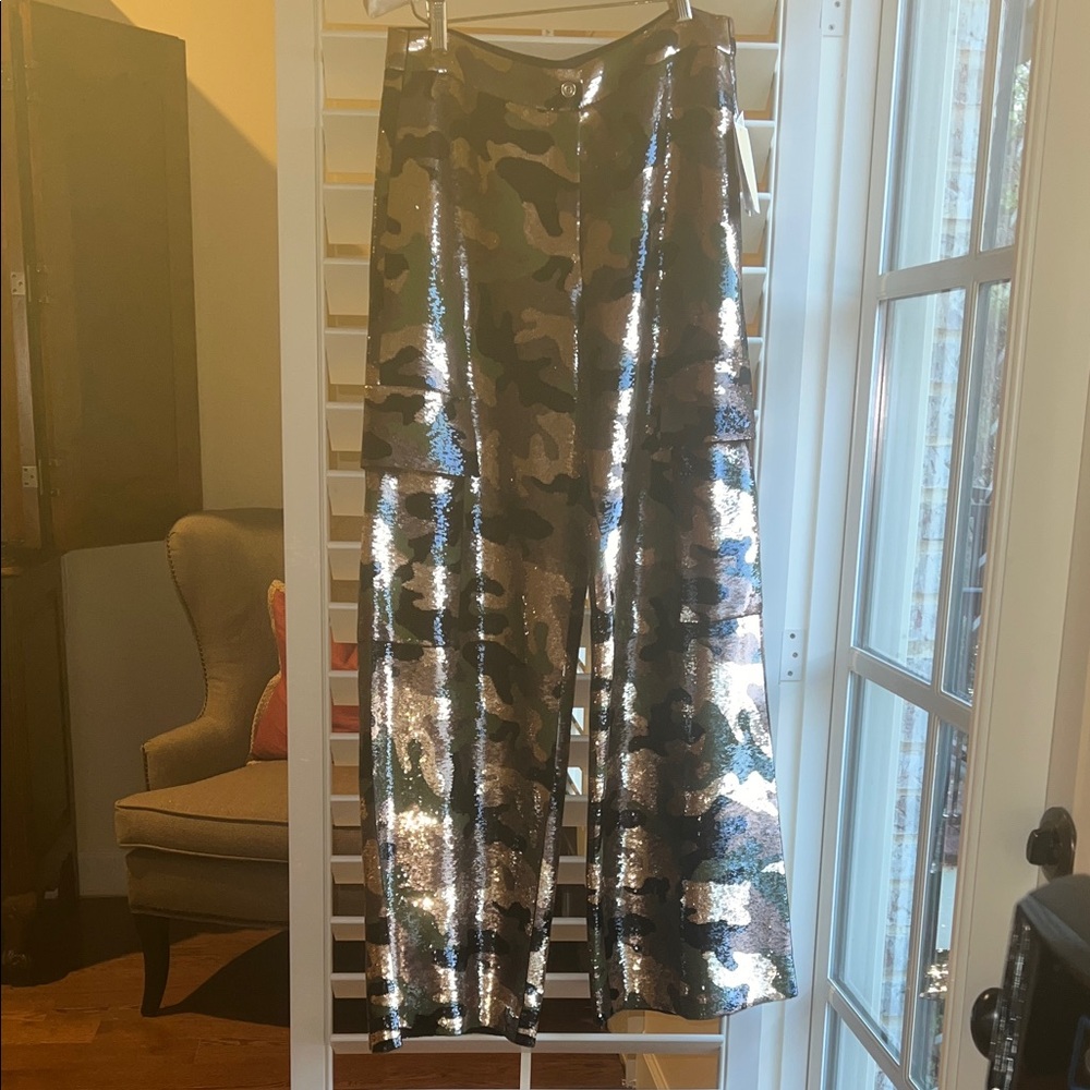 Michael Kors Sequenced Camouflage Wide-Leg Cargo Pants